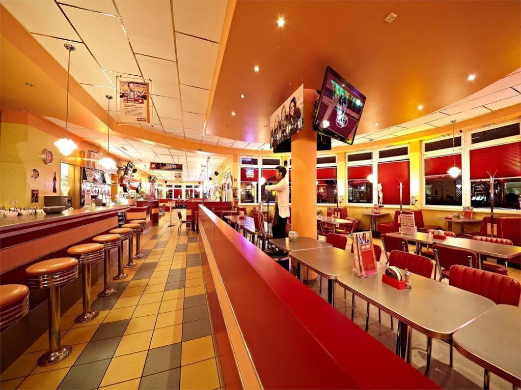 Road House Hotel Paderborn Buitenkant foto
