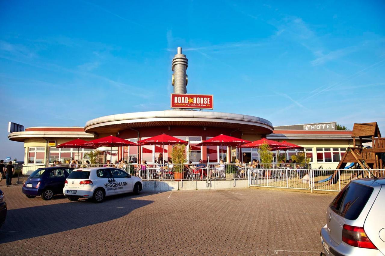 Road House Hotel Paderborn Buitenkant foto
